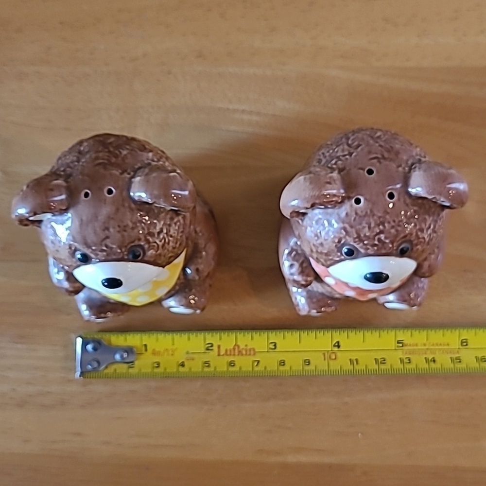 OTAGIRI Vintage 1983 Brown Bears Wearing Bandanas Salt and Pepper Shaker Set - Picture 12 of 16